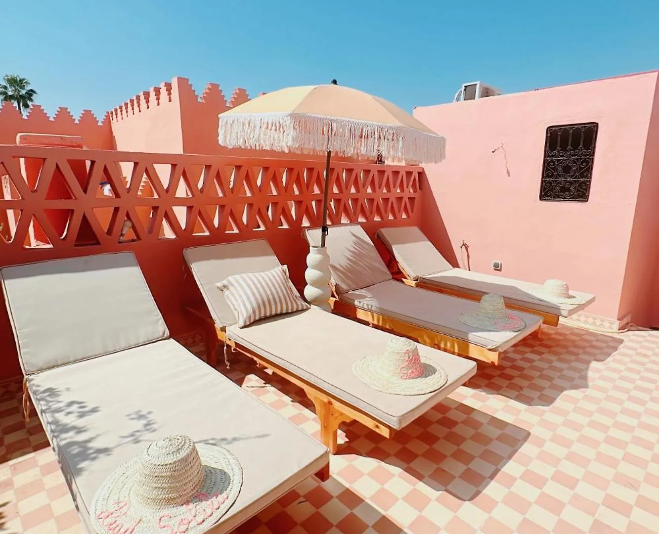 Riad Solila, Luxury Riad With Pool And Private Suites Марракеш 0*,  Марокко