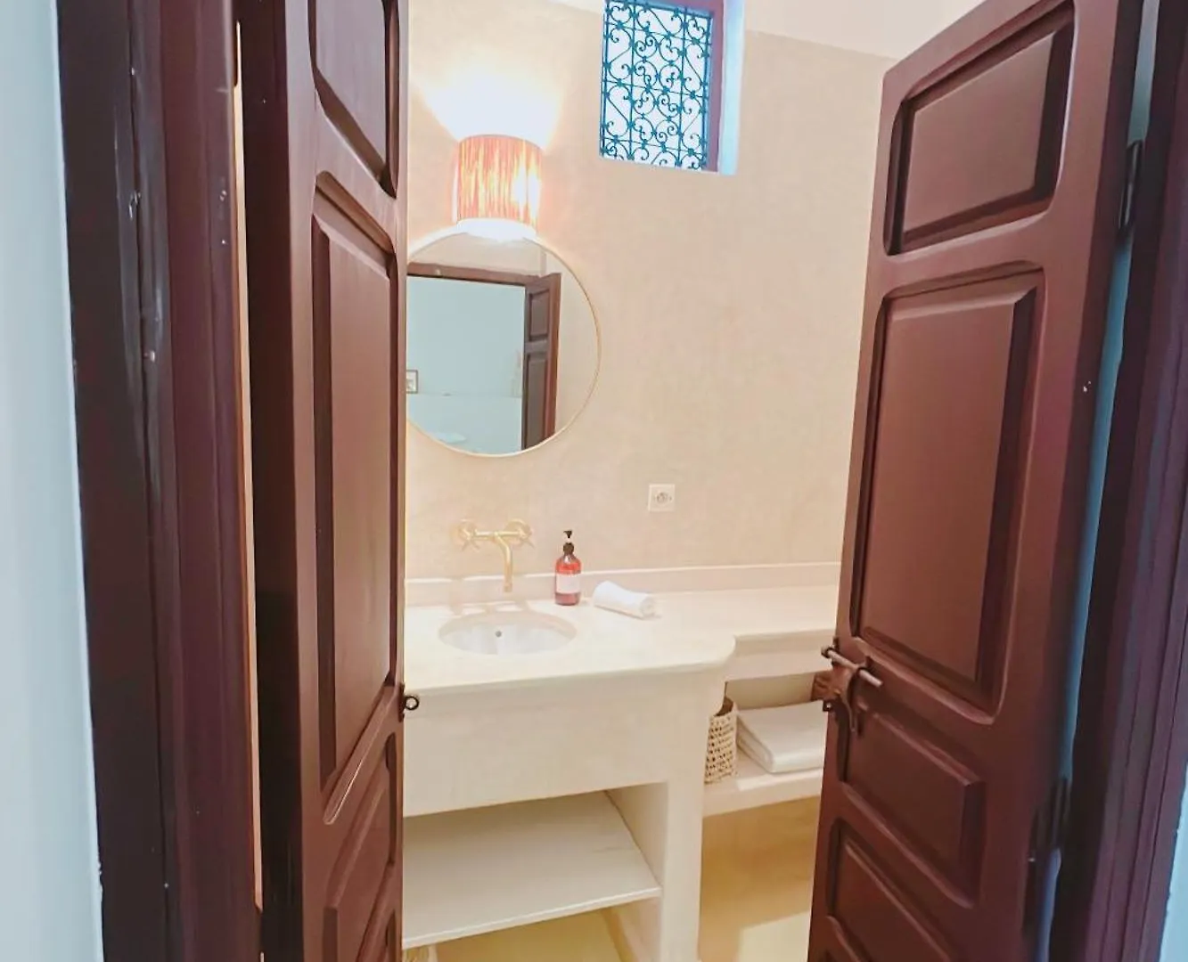 Riad Solila, Luxury Riad With Pool And Private Suites Марракеш 0*,  Марокко